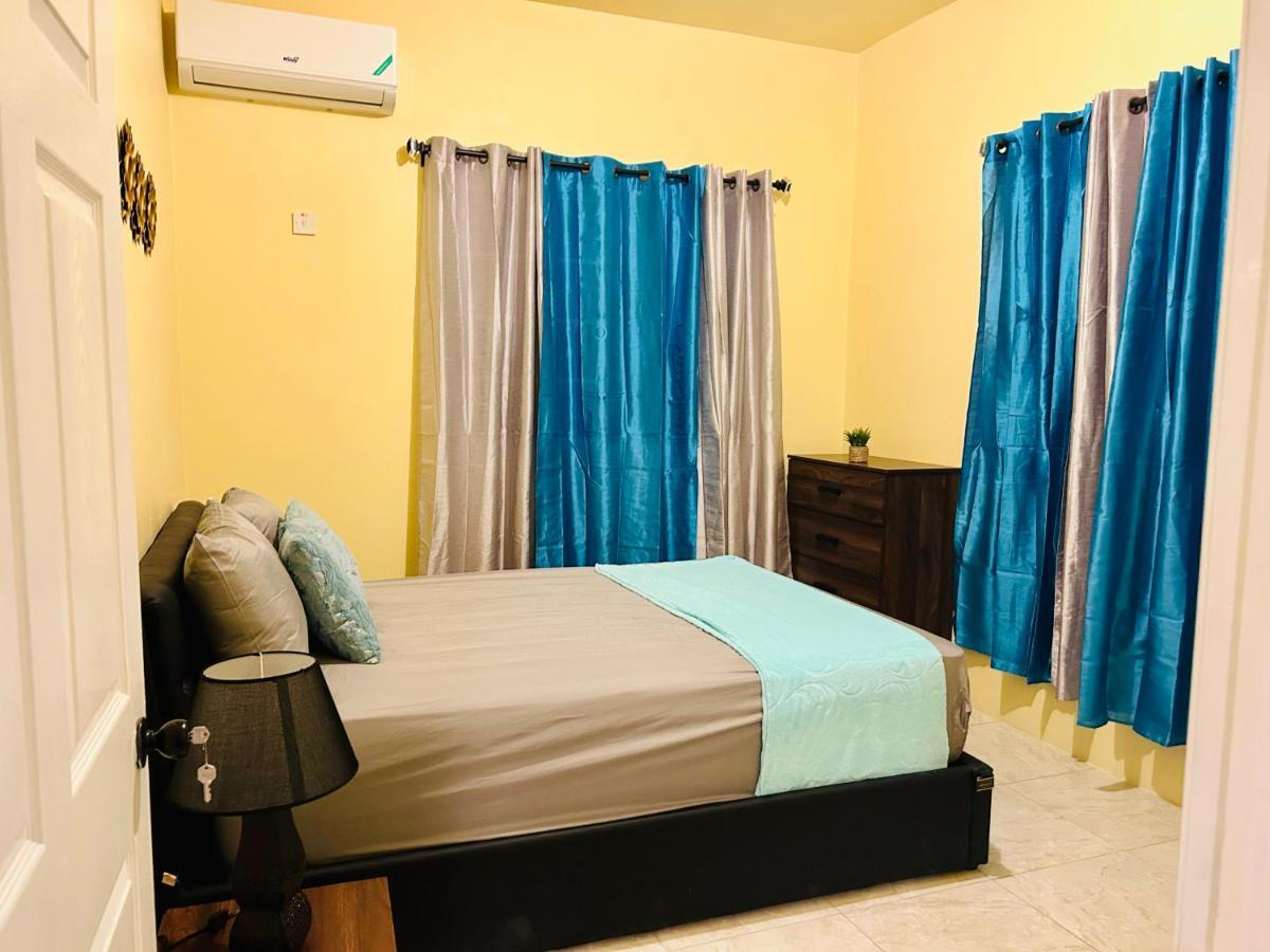 The Rest Stop-B- 15 Min From Airport/24Hrs Security 몬테고 베이 외부 사진